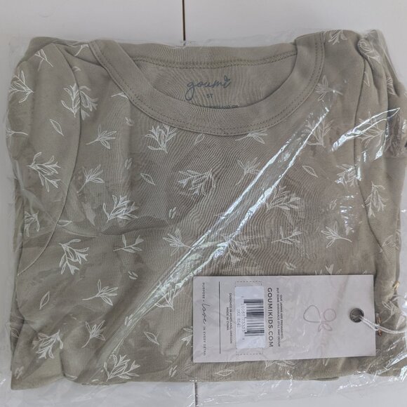 BNIB Goumi Kids Jogger Set size 5T - Picture 1 of 6